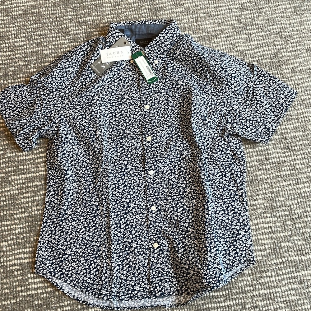 Men’s large short sleeve button down. Jachs New York. classic fit. Navy floral
